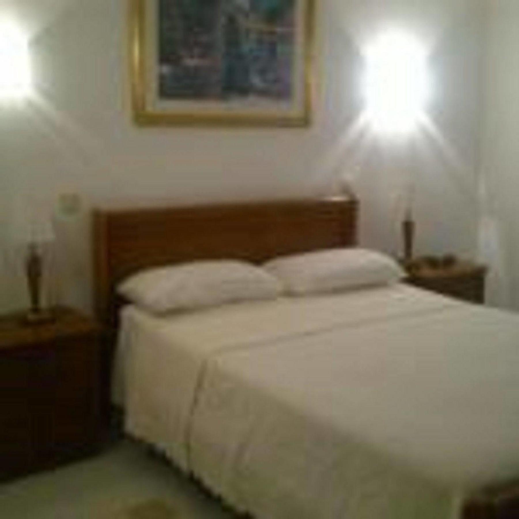 Hotel Vila Nova- By Portugalferias à Carvoeiro  Extérieur photo